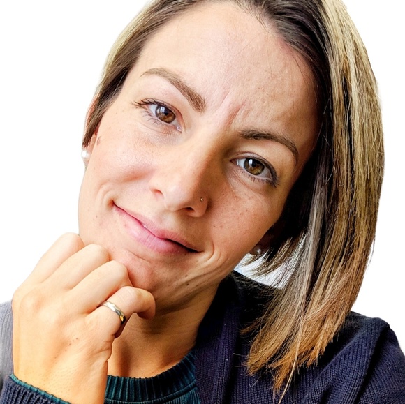 Meet your Posher, Kaurie - Picture 1 of 1